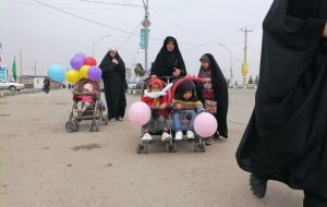 عهد سربازی پنج هزار کودک کالسکه سوار در قم با امام زمان(عج)