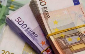 بازگرداندن ۸۳۶ هزار یورو ارز دولتی به خزانه بیت المال