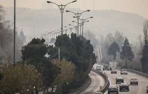 کیفیت هوای 2 شهر تهران بنفش شد