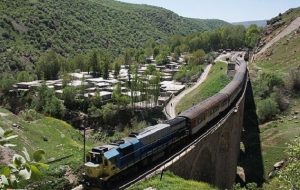 مدیر کل میراث فرهنگی لرستان خبر داد؛  ثبت جشنواره فرهنگی روستای بیشه در تقویم رویدادهای گردشگری کشور