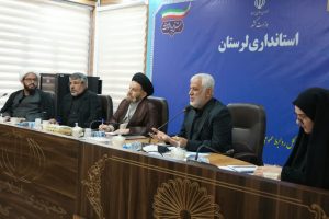 استاندار لرستان در ستاد اقامه نماز عنوان کرد: مسجد محور بودن رکن حکمرانی اسلامی است