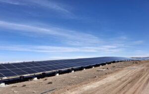 برنامه‌ریزی مدیریت استان قم در تحقق تولید ۳۰۰ مگاوات برق خورشیدی