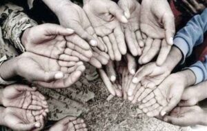 نقش کلیدی خیرین در فقرزدایی و توانمندسازی جامعه