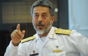 دریادار سیاری: توسعه مکران در دستور کار نیروی دریایی ارتش است