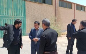 بازدید مدیرکل تعاون، کار و رفاه اجتماعی استان از شرکت انبارهای عمومی و خدمات گمرکی قم و لزوم توجه به توسعه اقتصادی استان