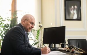 قالیباف: مجلس برای تصویب لوایح دولت در حمایت از خبرنگاران آمادگی دارد