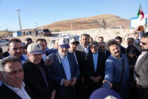 وزیر نیرو در بازدید از سد مخمل کوه:  پروژه از پیشرفت مناسبی برخوردار است/ افتتاح ۱۱ پروژه در لرستان