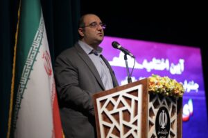 مدیرکل هنرهای تجسمی وزارت فرهنگ و ارشاد اسلامی؛ جشنواره کاریکاتور «ای ایران»، بین‌المللی می‌شود/ معرفی برگزیدگان
