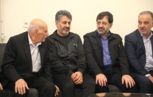 استفاده از مفاخر و قهرمانان، محور توسعه ورزش استان باشد