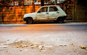 شناسایی ۸۷۰ خودرو رها شده در خیابان‌های تهران