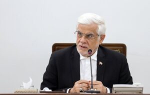 عارف: اگر دشمنان ذره‌ای عقل داشته باشند جسارت حمله جدید به ایران را پیدا نمی‌کنند