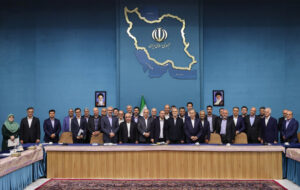 پزشکیان: از کمک بخش خصوصی برای اصلاحات اقتصادی استقبال و حمایت می‌کنیم