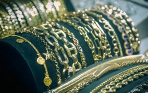 جریمه ٩ میلیارد ریالی طلافروش متخلف در البرز