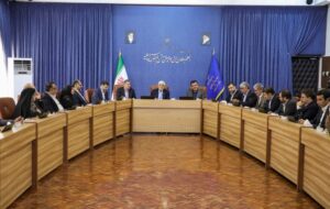 عارف: آموزش هوش مصنوعی باید از مدارس شروع شود