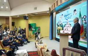 تصور اینکه فقط یک گروه حرف درست می‌زند، جهل مطلق است