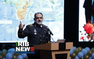 دریادار ایرانی: دشمن باید هر لحظه منتظر غافلگیری جدید باشد