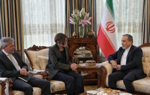 تاکید عراقچی بر مسئولیت جامعه جهانی برای مقابله با نقض‌های فاحش حقوق‌بشری رژیم صهیونیستی