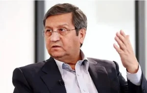 همتی: با وجود دشواری‌ها، مسیر بهبود اقتصادی ادامه دارد