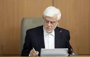 عارف: پرچم ایران با همان سیرتِ «امامِ شهید» برافراشته است