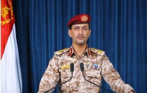 ارتش یمن: تأسیسات آرامکو را با ده‌ها موشک بالستیک و پهپاد هدف قرار دادیم