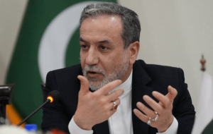 عراقچی: مذاکرات با عمان درباره تنگه هرمز در مسیر نهایی شدن است